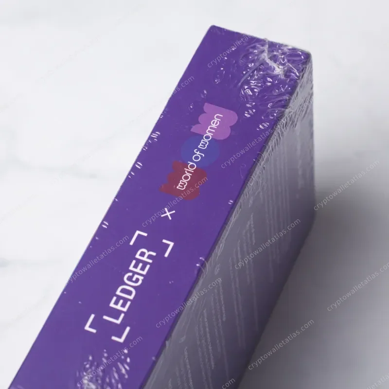 Ledger Nano S Plus World of Women Purple - shrink wrap and factory seal detail